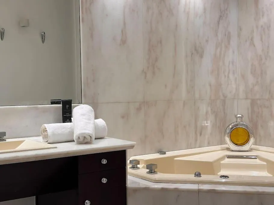 Magnifique Appartement Paris Proche Arc Triomphe 0*,