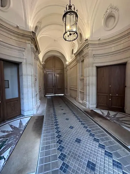Magnifique Appartement Paris Proche Arc Triomphe Apartment
